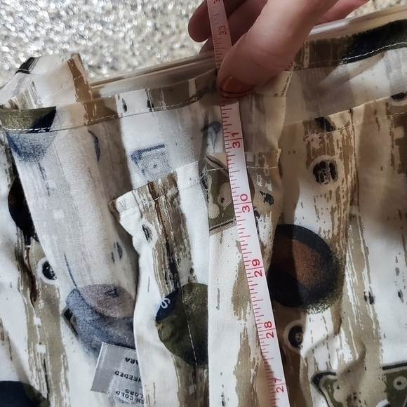 City Streets 100% Rayon Pool Balls Short Sleeve Casual Button Down‎ Sz. L Shirt - Picture 2 of 10